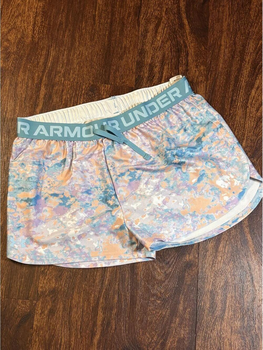 Under Armour Play Up Printed Athletic Shorts Youth XL Pastel Abstract